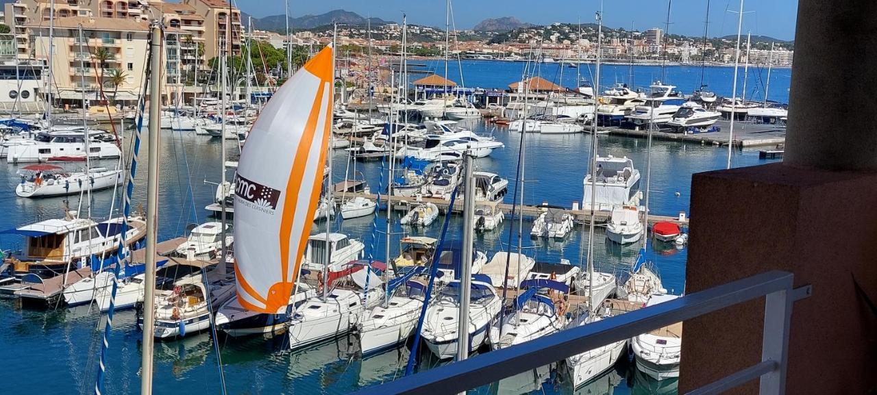 Apartment Hirondelle Port Fréjus Eksteriør billede